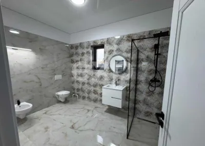 OCAZIE DE NERATAT! APARTAMENT IN VILA! curte si intrare privata!
